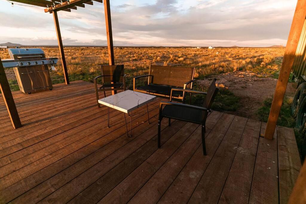 Grand Canyon Stargazing Off-Grid Tiny Home Valle ภายนอก รูปภาพ
