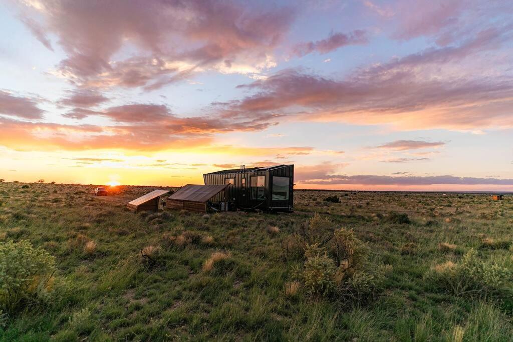 Grand Canyon Stargazing Off-Grid Tiny Home Valle ภายนอก รูปภาพ